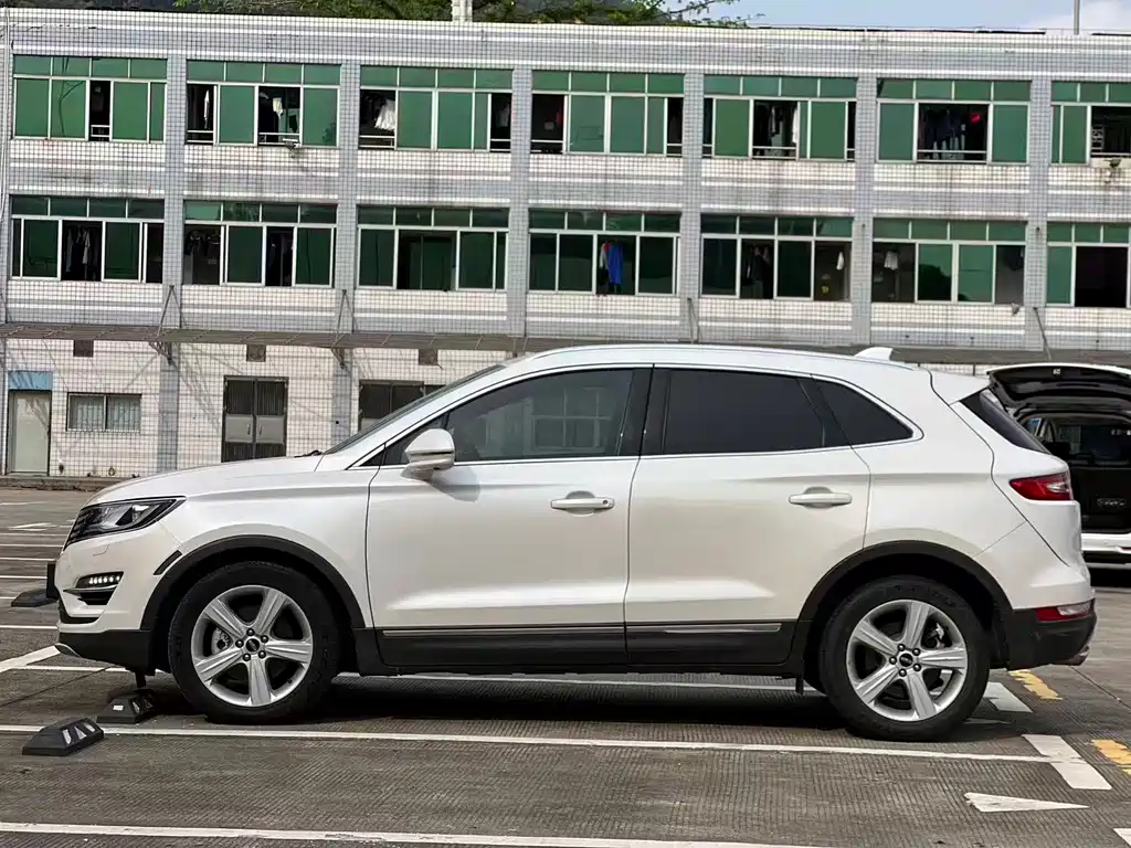 Lincoln MKC 2.0 T 2 WD Premium