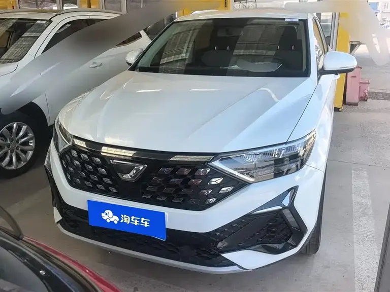 Jetta VS5 280 TSI Auto Progressive