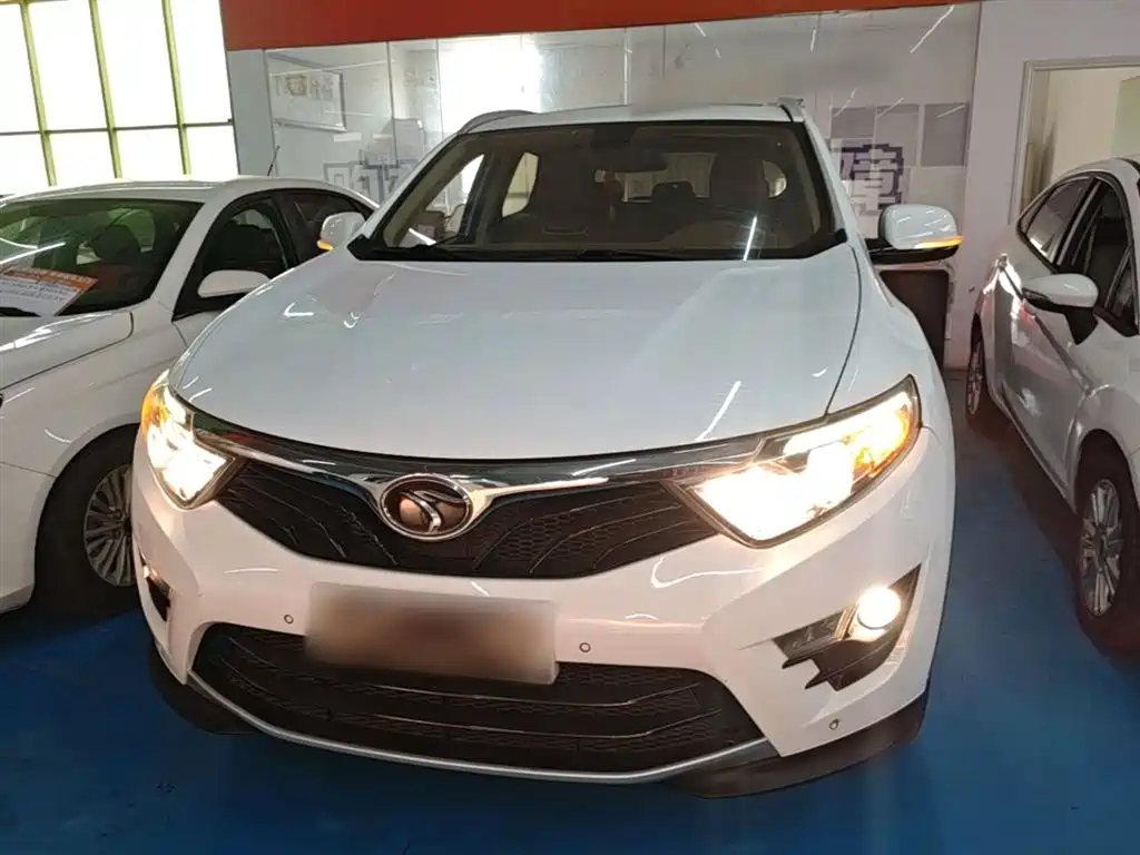 Soueast DX7 1.5 T Auto Glory