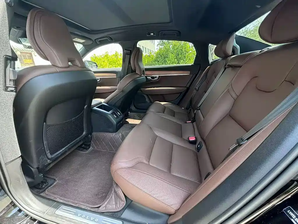 Volvo S90 B5 Smart Ease Luxury
