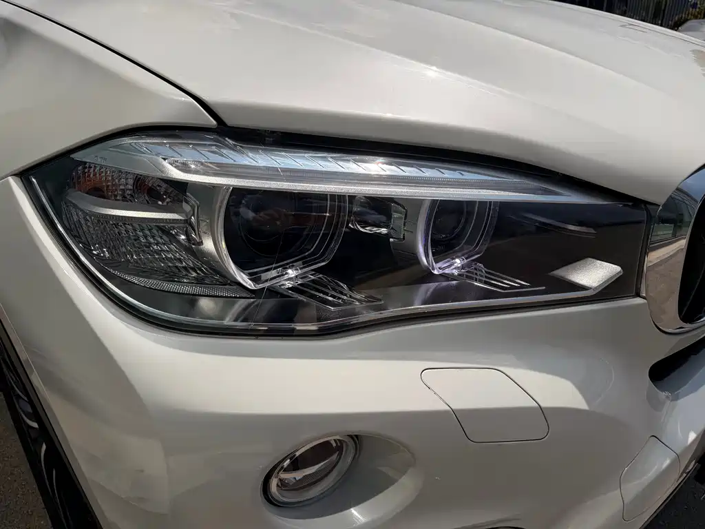 BMW X6 xDrive35 i Luxury
