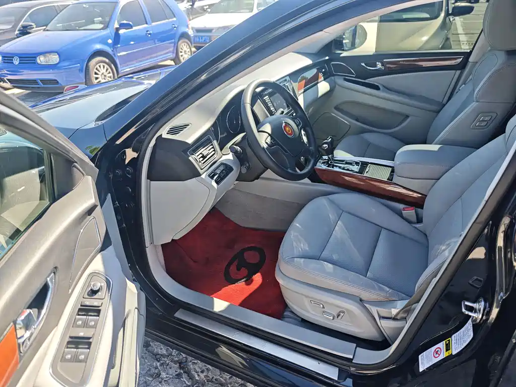 Hongqi H7 2.0 T Luxury