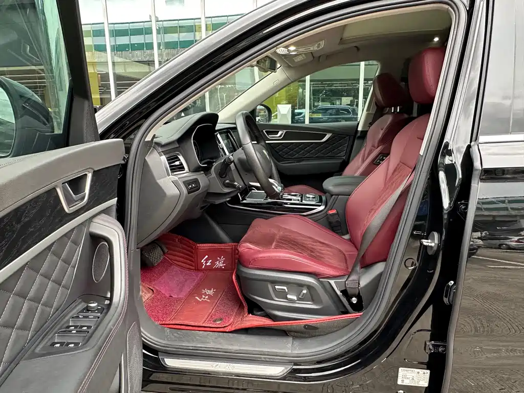 Hongqi HS7 2.0 T DCT 2 WD Connected Flagship Enjoyment 7-seat