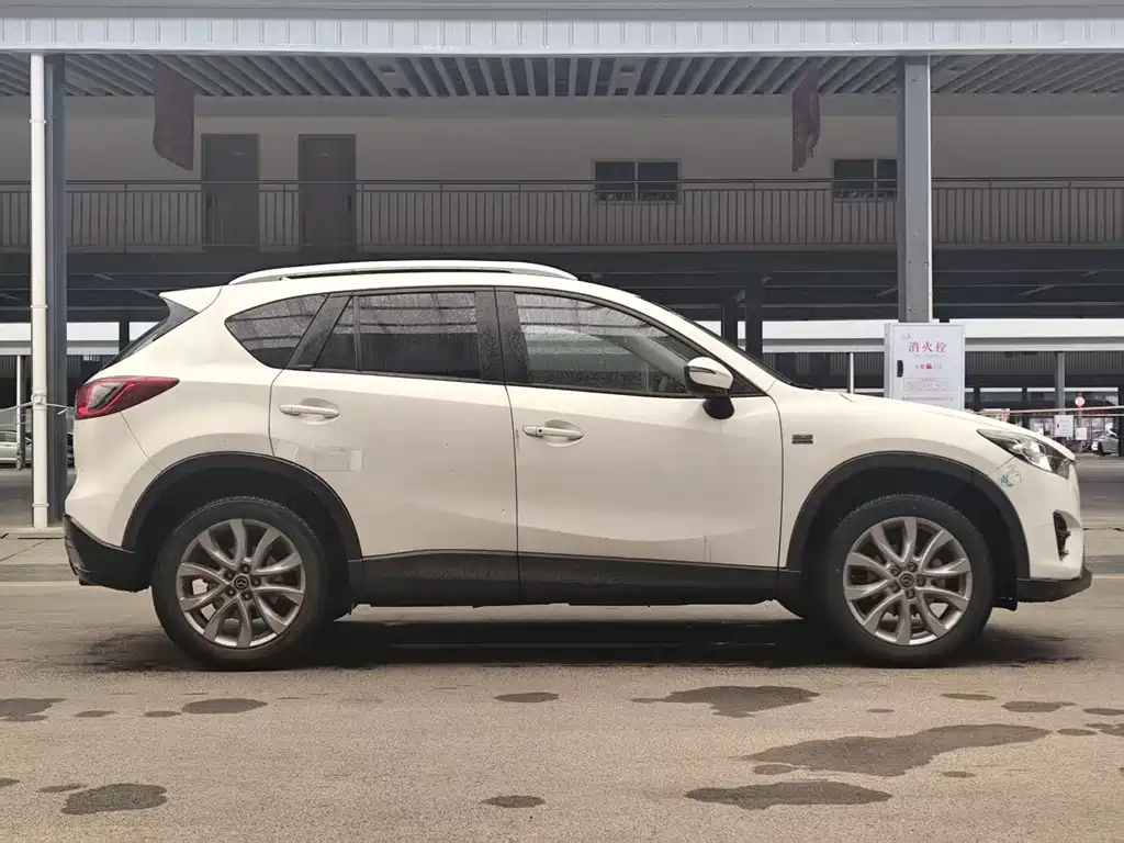 Mazda CX-5 2.5 L Auto 4 WD Distinguished