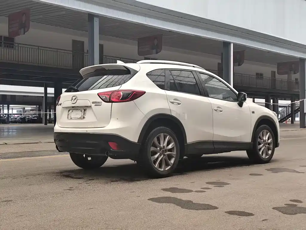 Mazda CX-5 2.5 L Auto 4 WD Distinguished