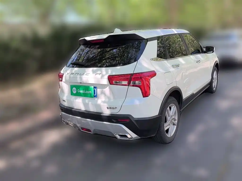 Venucia T60 启辰T60 2022款 1.6 L 手动智观版