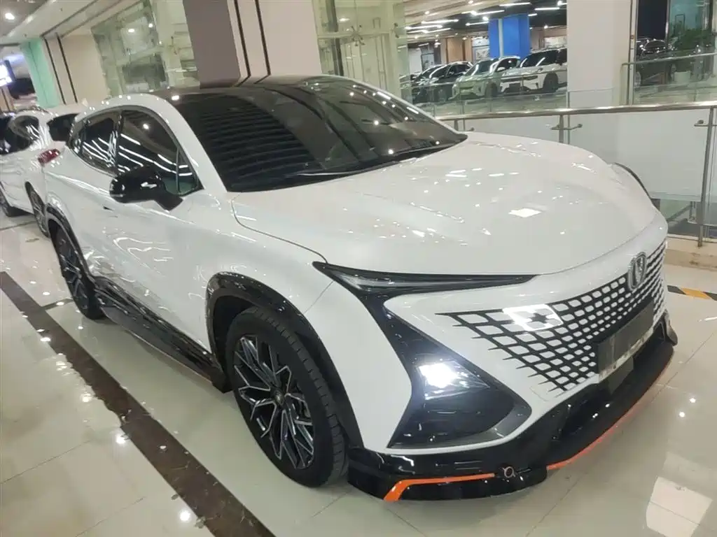 Changan UNI-T 1.5 T Sport Distinguished