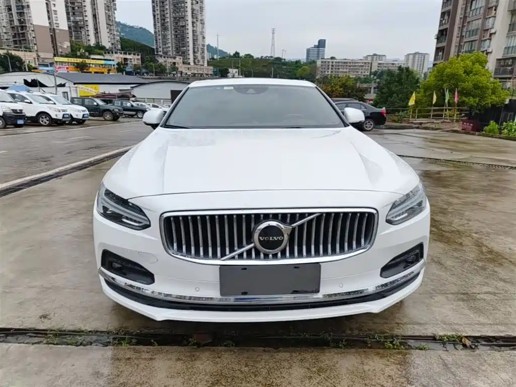 Volvo S90 B5 Smart Ease Luxury