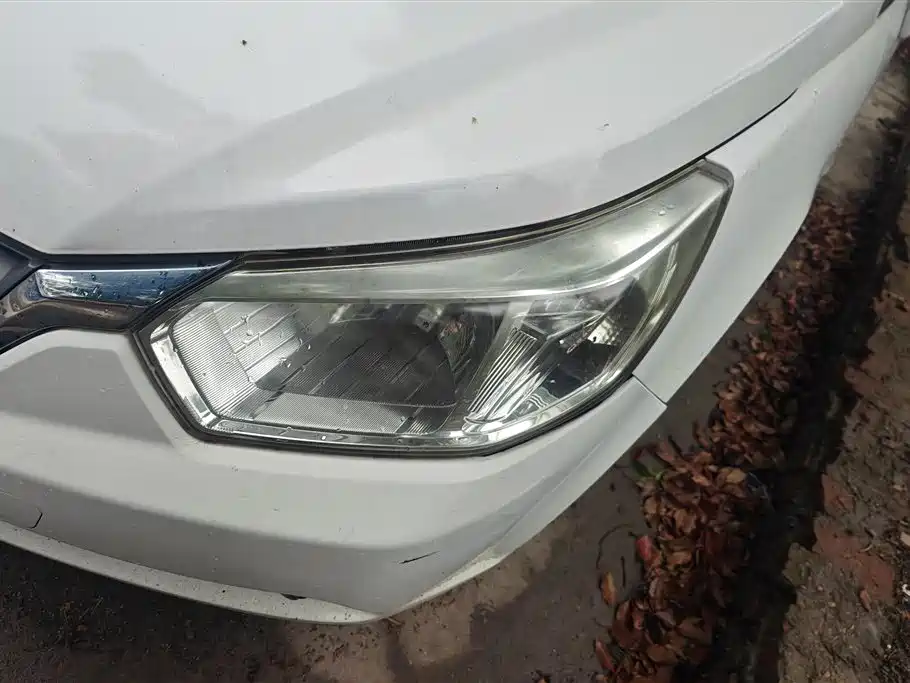 Venucia R50 1.6 L Auto Wonderful