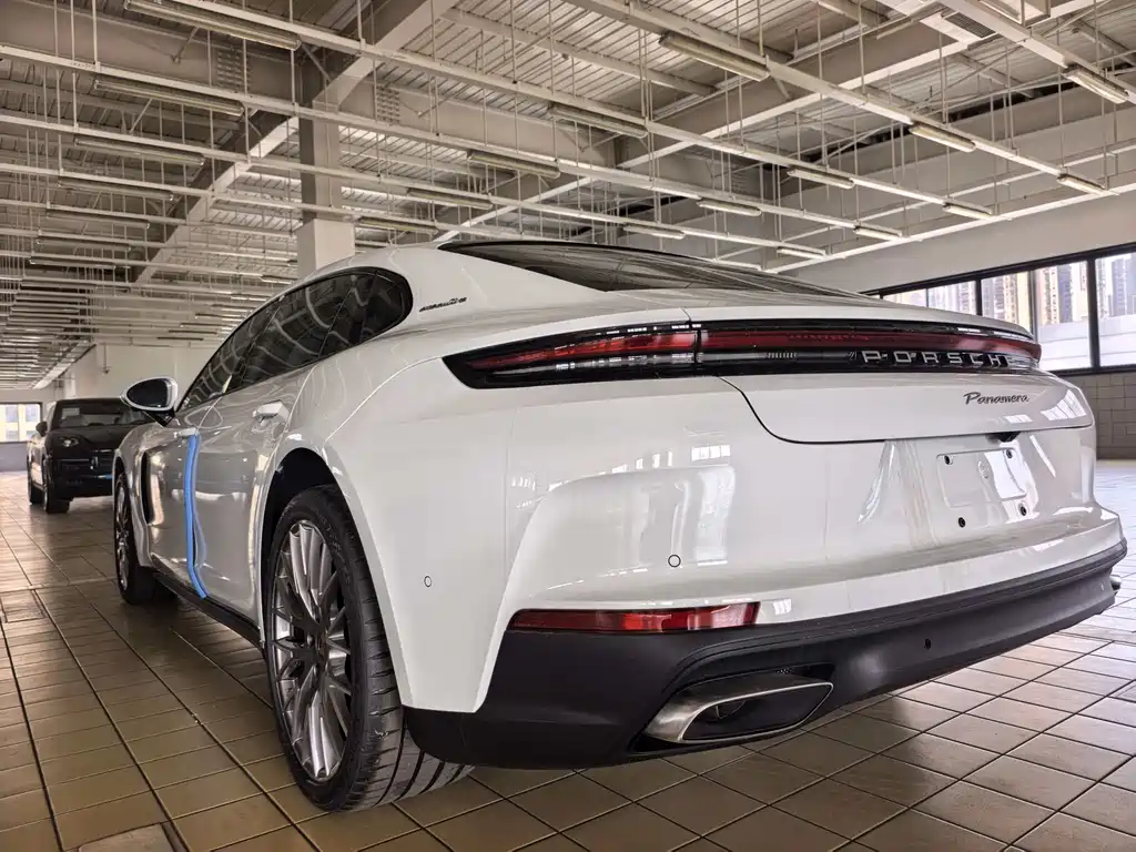 Panamera Panamera 2026款 Panamera 行政加长尽享版 2.9 T