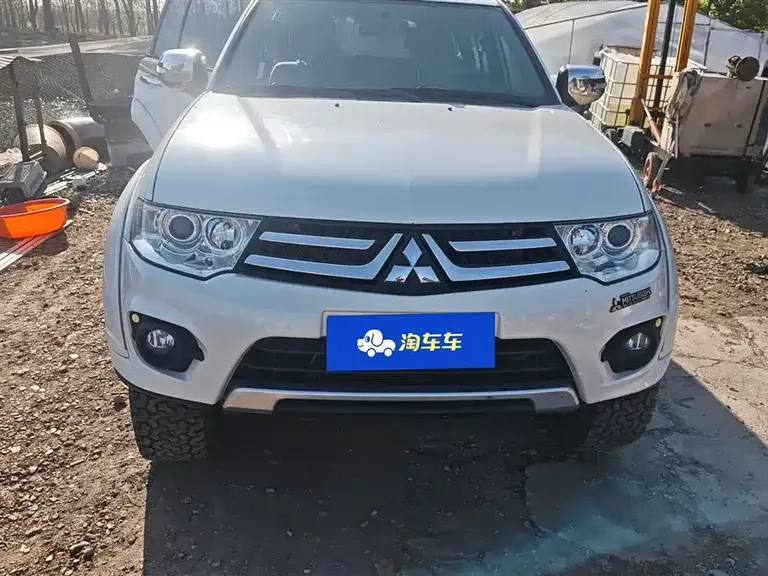 Mitsubishi Pajero Sport 3.0 L Auto 4 WD Executive