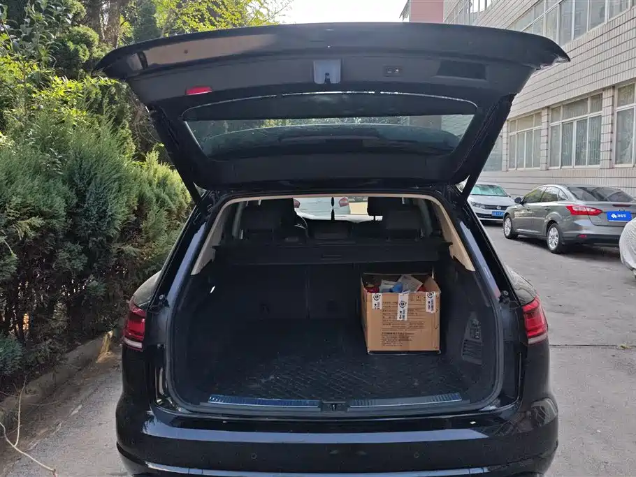 Touareg 3.0 TSI Sharp Edge CN-VI