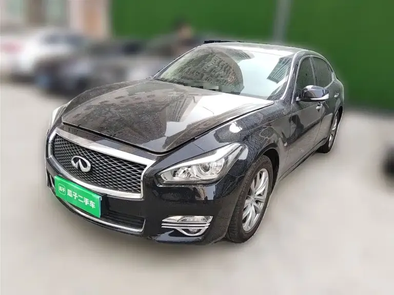 Infiniti Q70 Q70 L 2.5 L Elite
