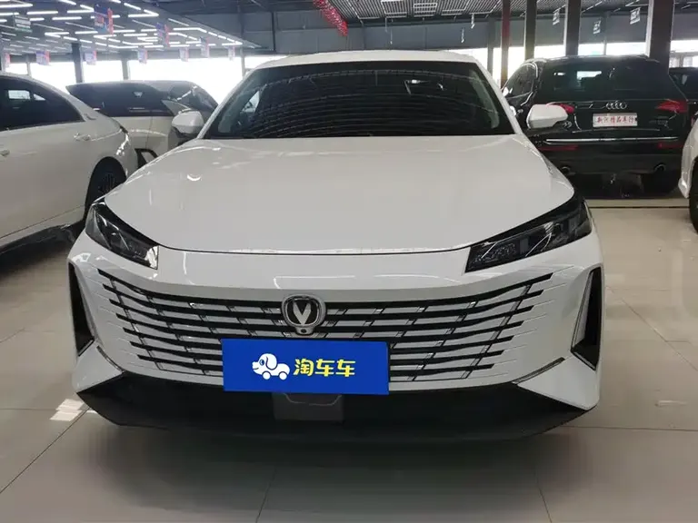 Changan Eado 1.5 T GDI Auto Distinguished