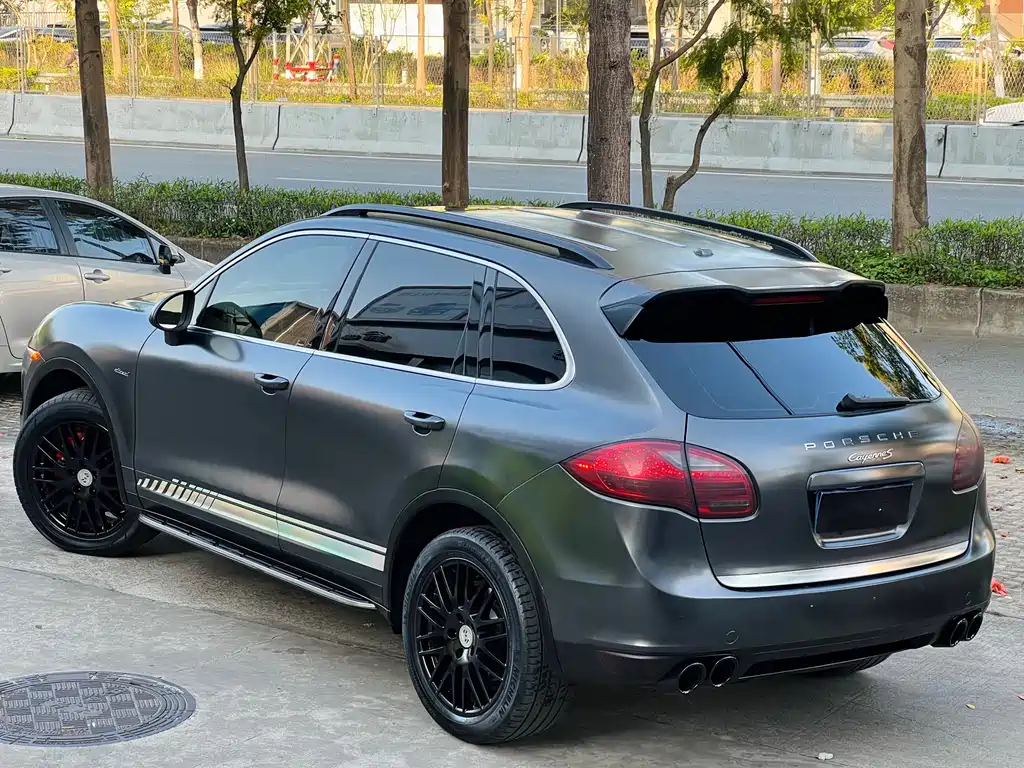 Cayenne Cayenne Diesel