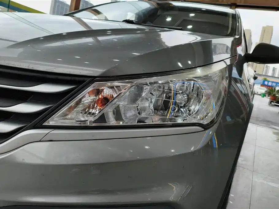 Baojun 310 W 1.5 L Auto Power Enjoyment CN-VI
