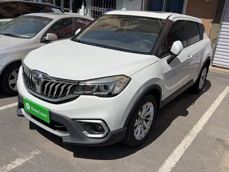 Brilliance V3 1.5 L Auto Intelligent