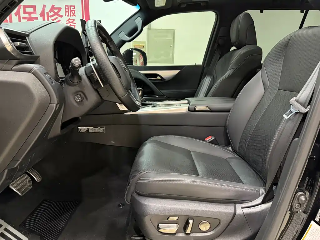 Lexus LX 雷克萨斯LX 2024款 LX 600 F-Sport运动