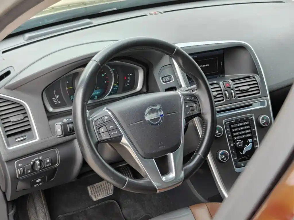 Volvo XC60 (Import) Facelift T5 Smart Grace