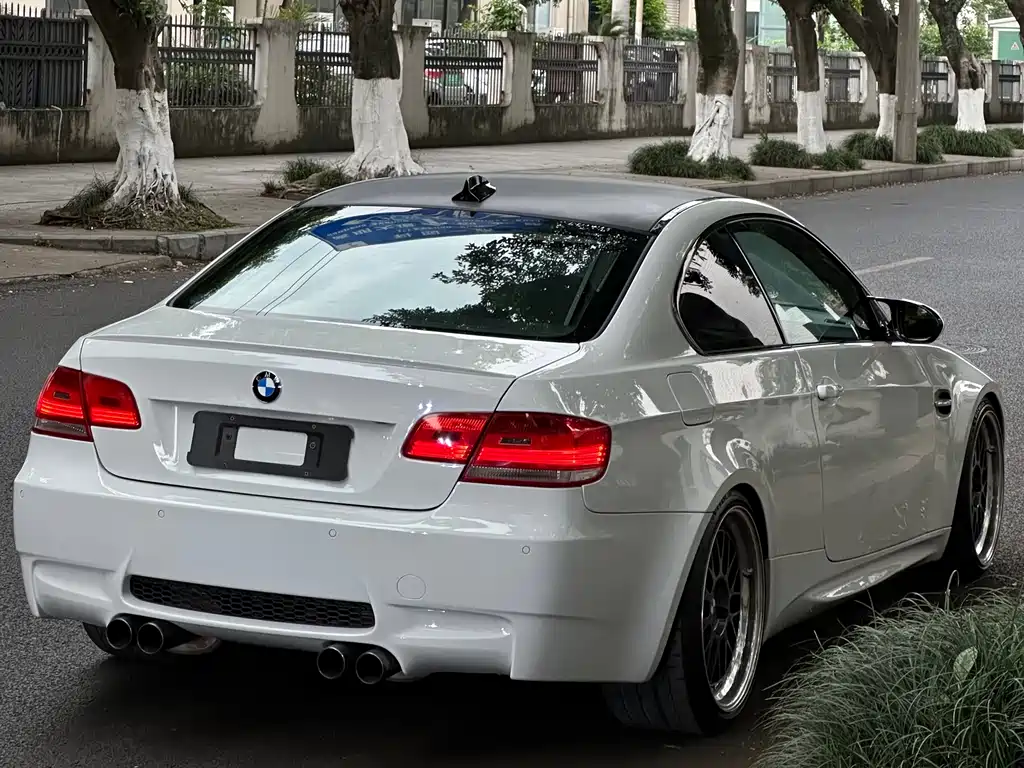 BMW M3 宝马M3 2010款 M3 4.0 L 手动
