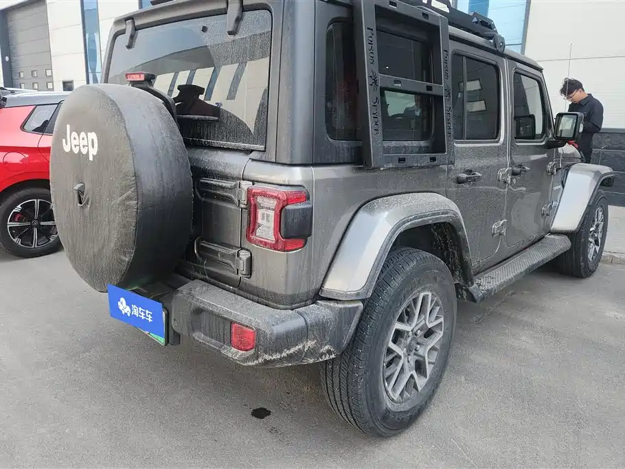 Wrangler NEV 4-door 2.0 T 4 xe Sahara