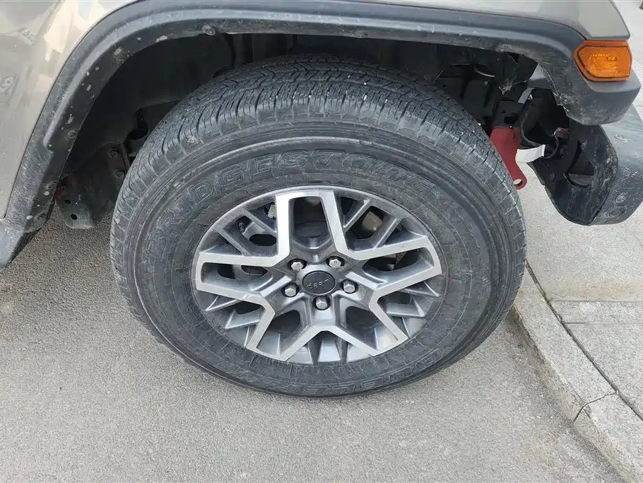 Wrangler NEV 4-door 2.0 T 4 xe Sahara
