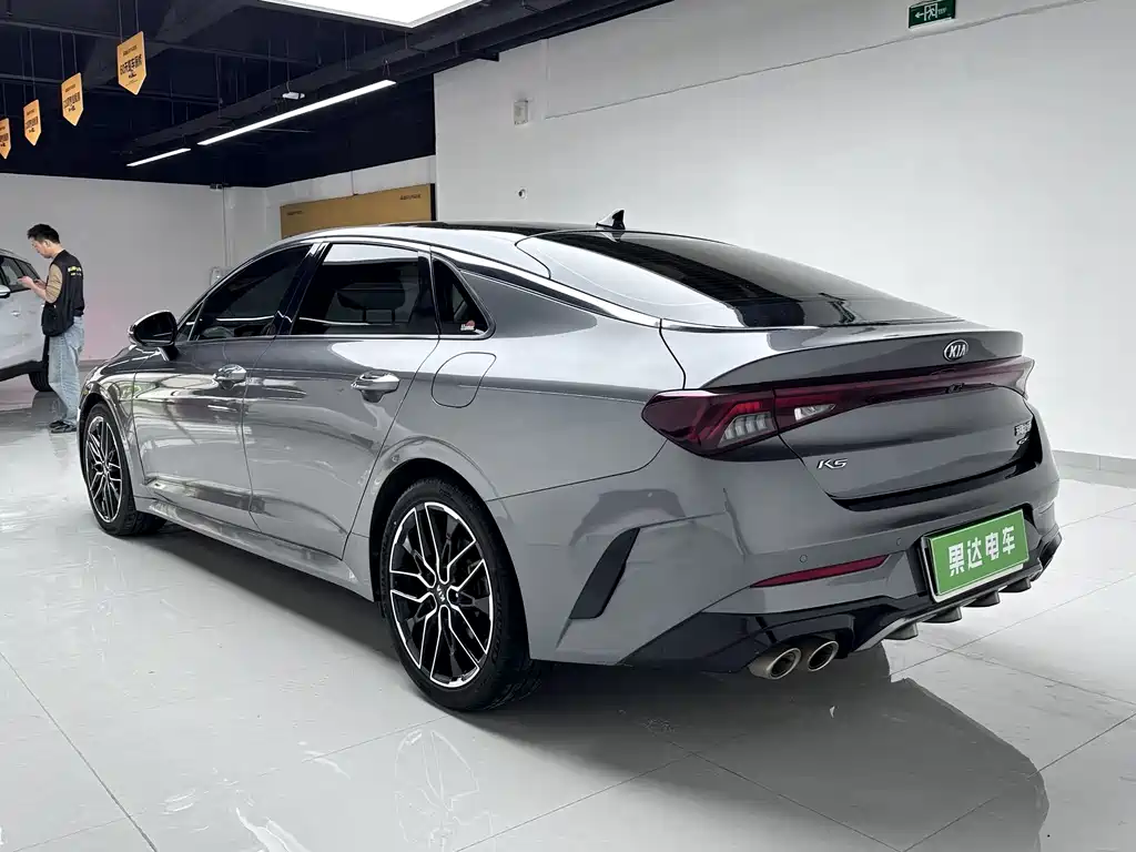 Kia K5 380 T GT-Line Flagship