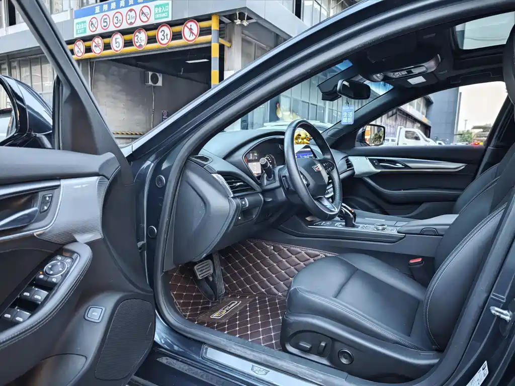 Cadillac CT5 Facelift 28 T Luxury