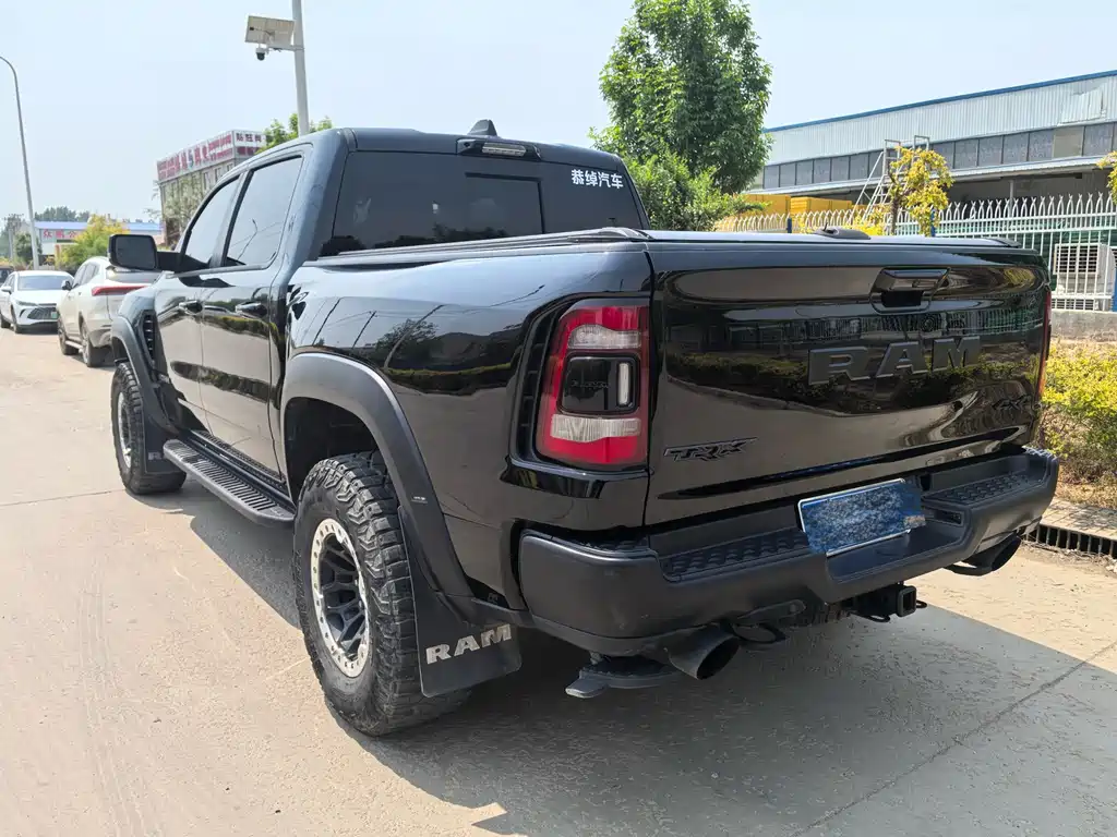 RAM Trucks 6.2 T Auto