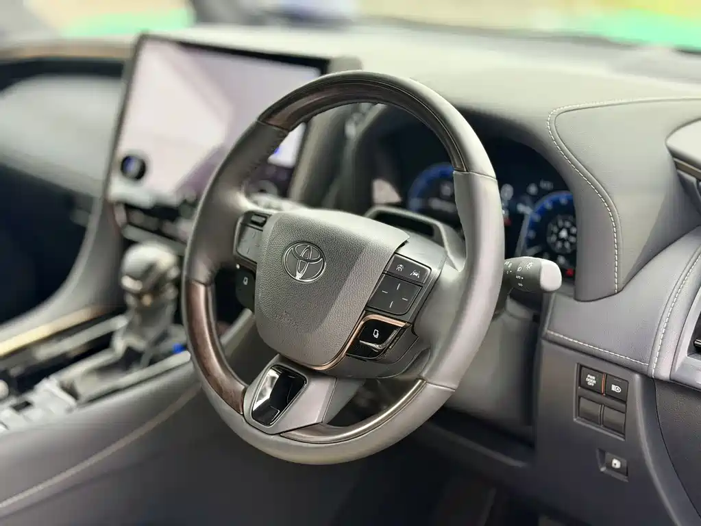 Alphard 埃尔法 2023款 2.5 L 自动
