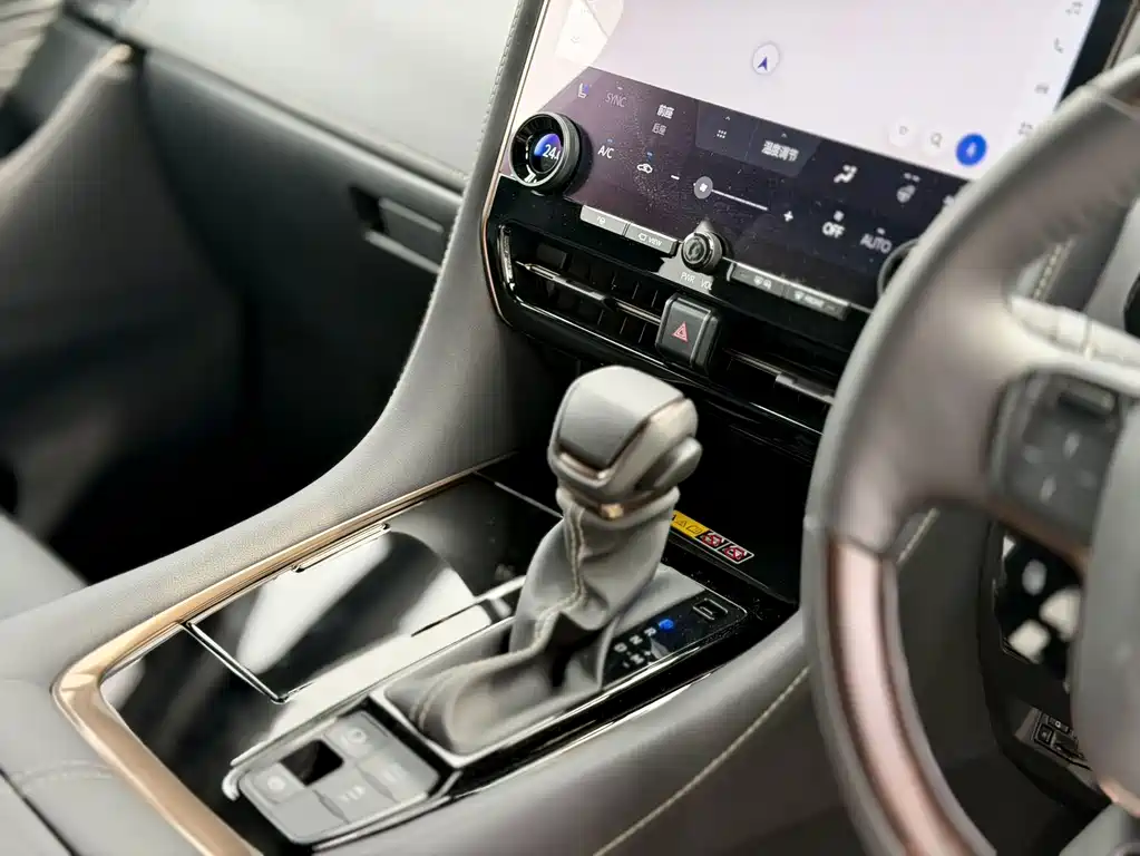 Alphard 埃尔法 2023款 2.5 L 自动