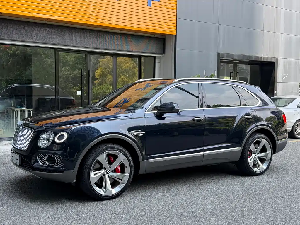 Bentayga 添越 2018款 4.0 T 柴油版