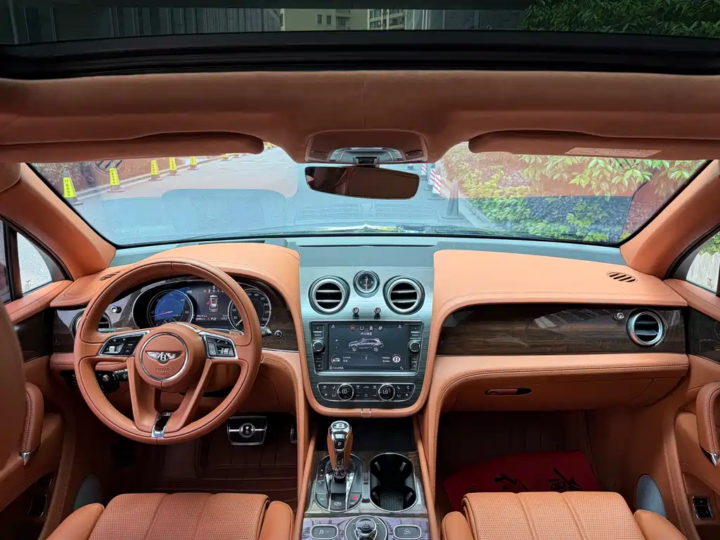 Bentayga 添越 2018款 4.0 T 柴油版