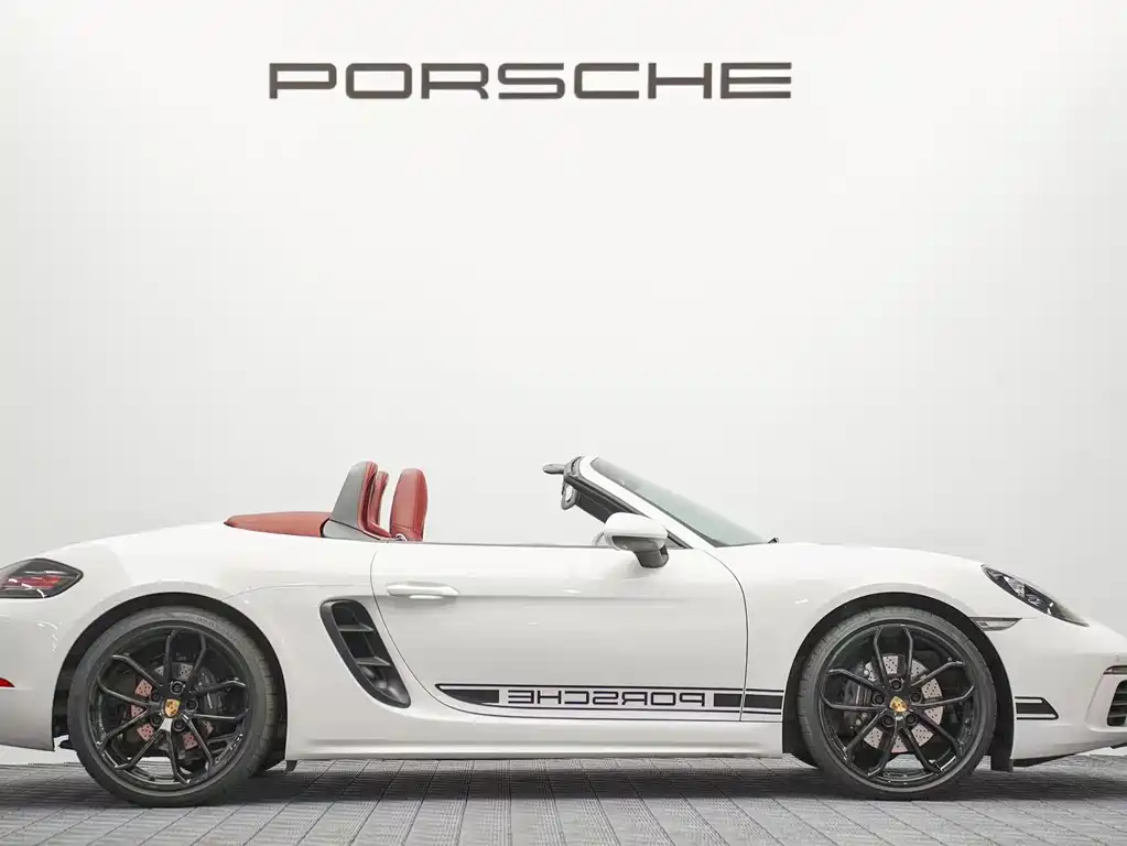 Porsche 718 保时捷718 2025款 Boxster 2.0 T