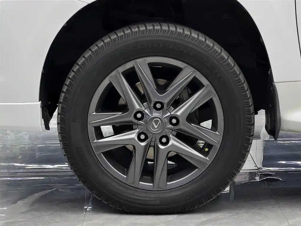 Lexus LX LX570 Middle East