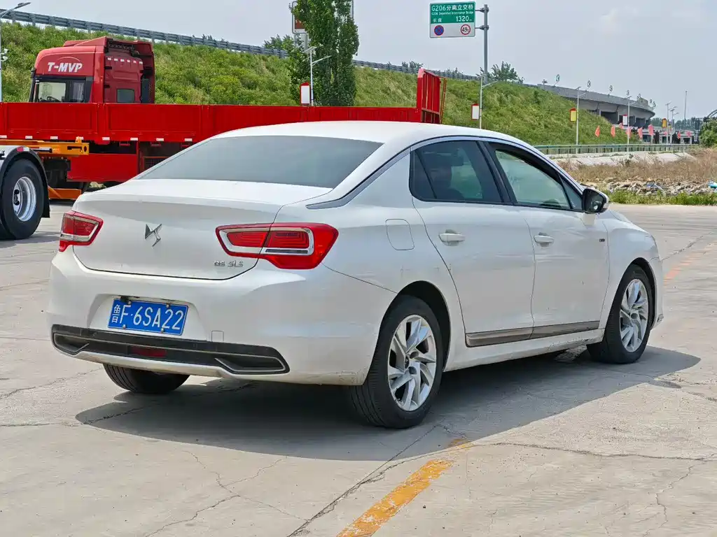 DS 5 LS 1.6 T Style THP160
