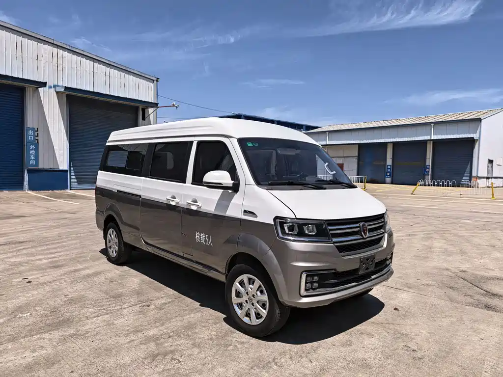 New Haishi S 1.5 L Fortune Bus 5 6 7-seat Central AC SWC15 M