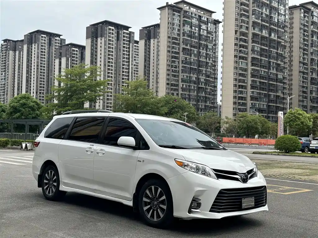SIENNA 3.5 L US Spec