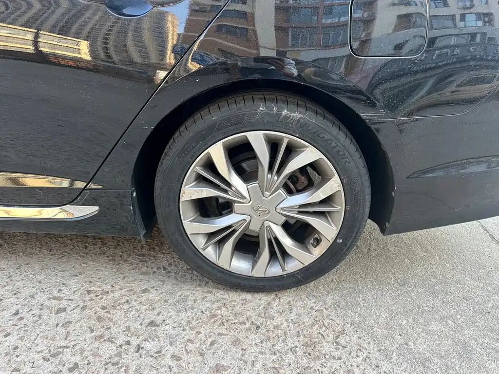 Sonata 1.6 T GLX Leading