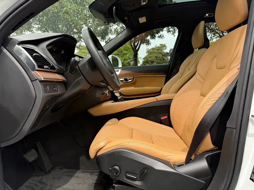Volvo XC90 T6 Smart Supreme 7-seat