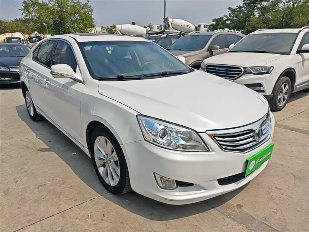 Raeton 1.8 T Auto Distinguished Anniversary CN-IV