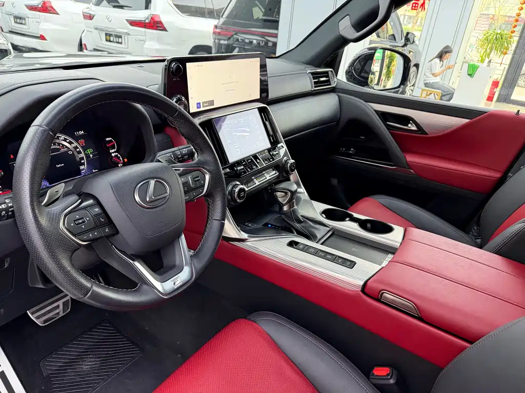 Lexus LX 600 US Spec