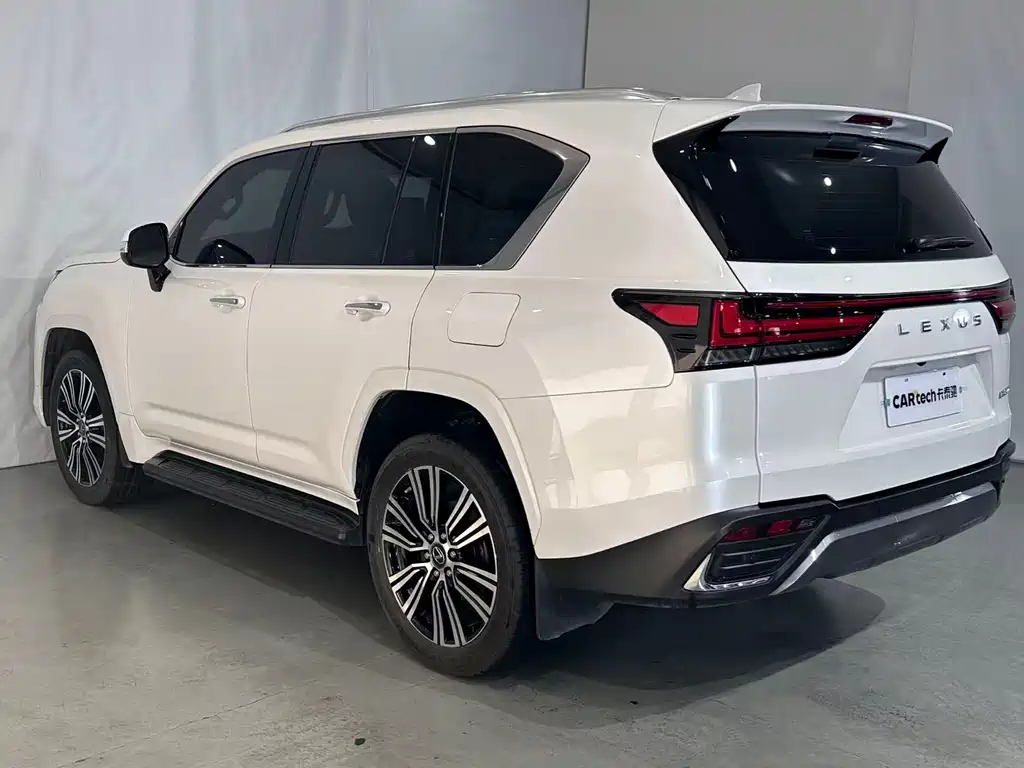 Lexus LX 雷克萨斯LX 2023款 600 中东版