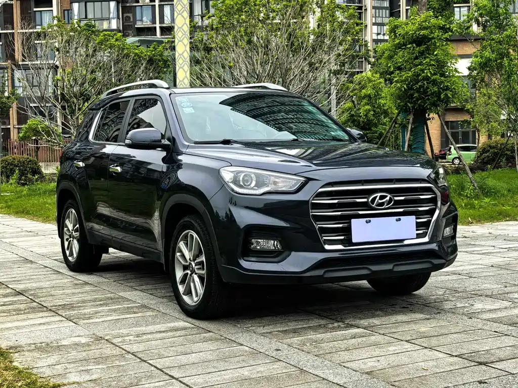Hyundai ix35 2.0 L Auto 2 WD Brave · Smooth Enjoyment CN-VI