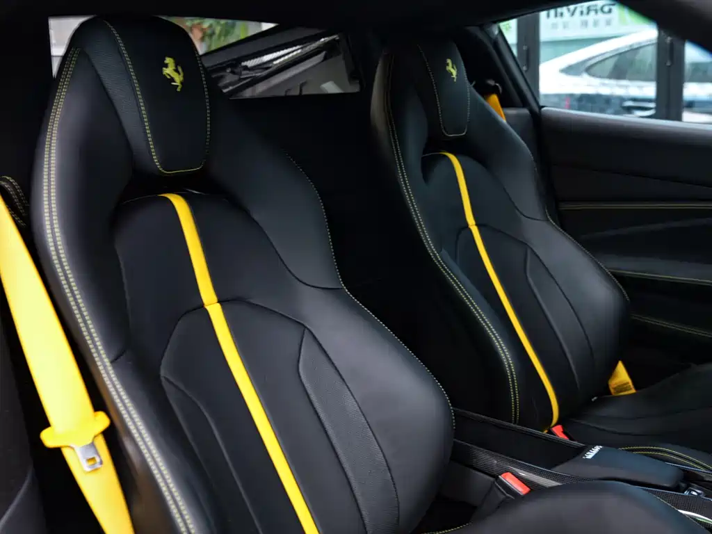 Ferrari F8 Tributo 3.9 T V8
