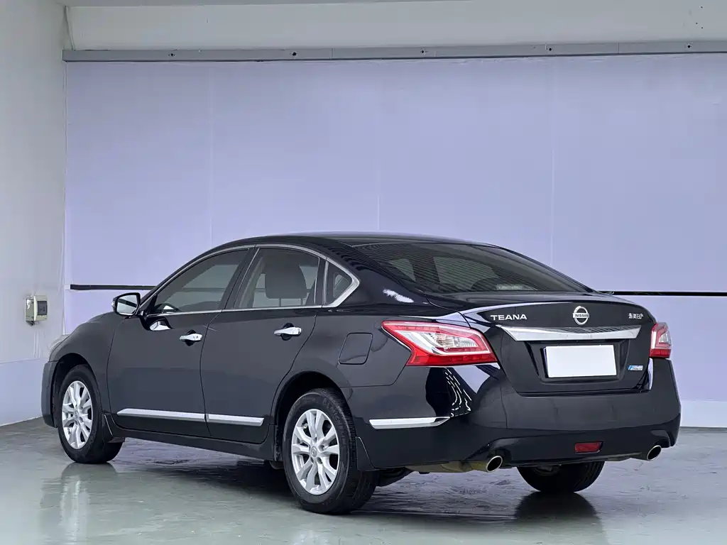 Teana 2.0 L XL Comfort