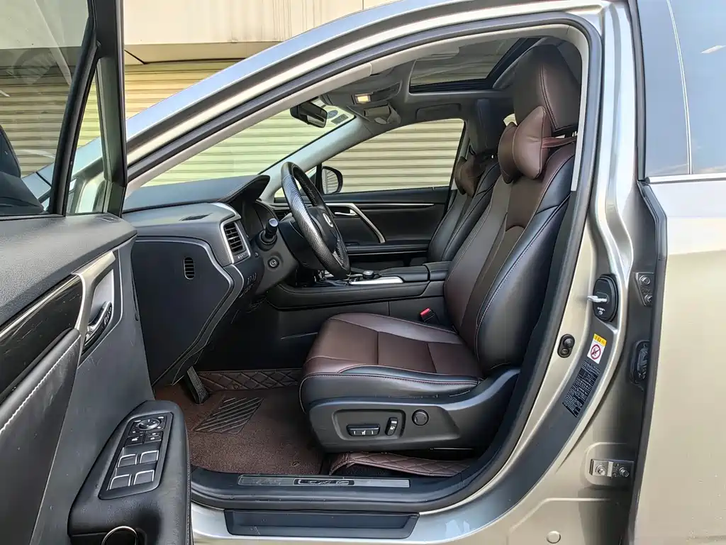 Lexus RX 300 2 WD Elite CN-VI