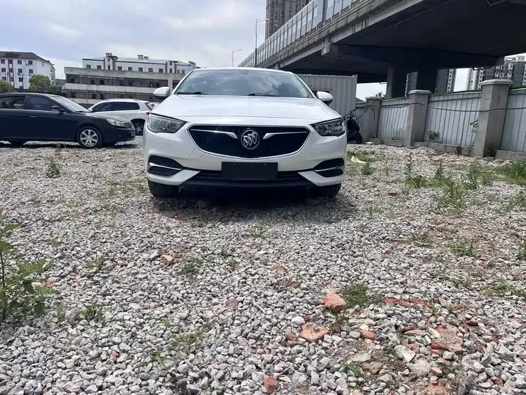 Buick Regal 20 T Elite