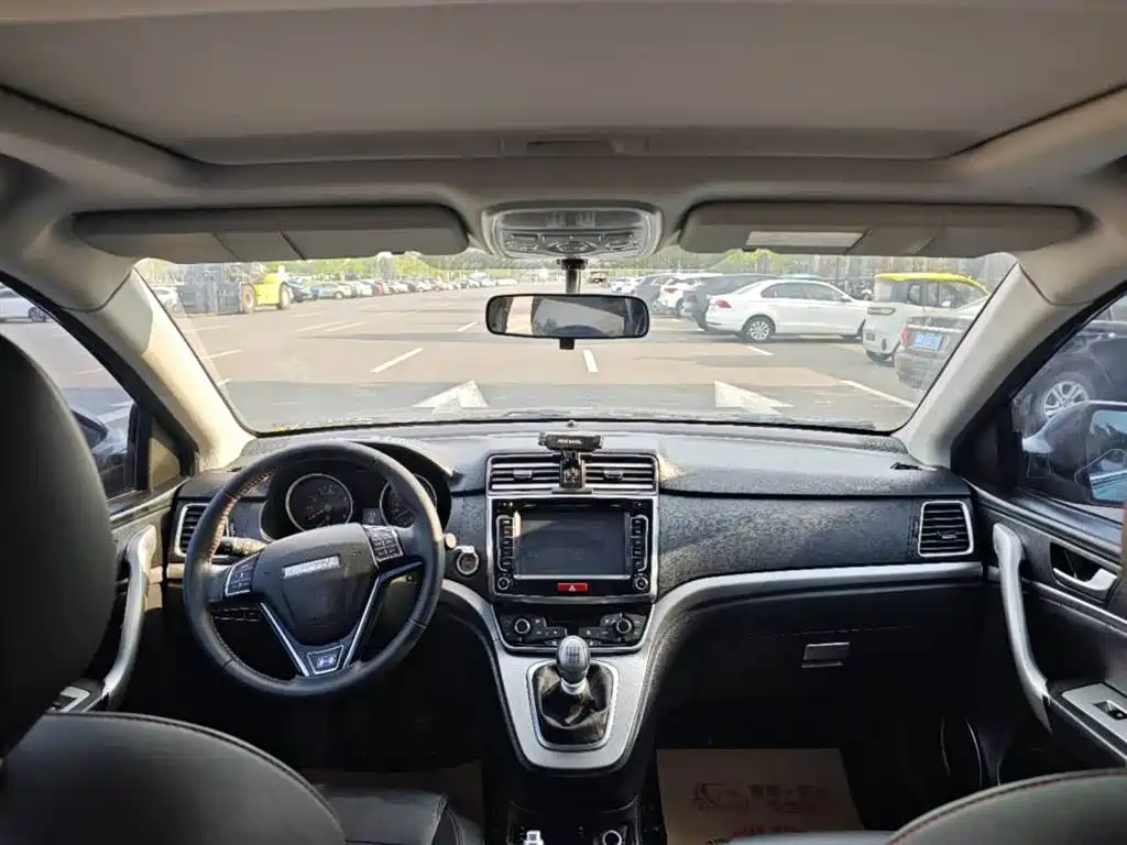 Haval H6 Blue Label Sport 1.5 T Manual 2 WD Elite