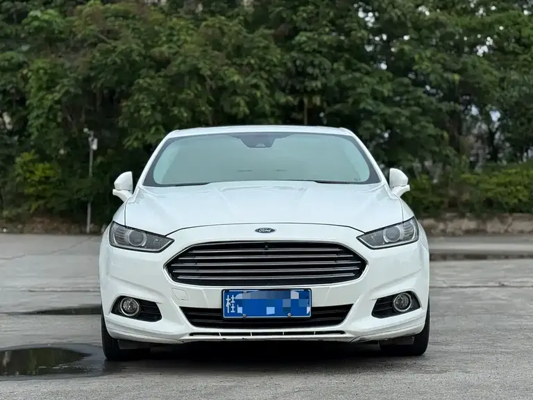 Ford Mondeo 2.0 L GTDi200 Fashion